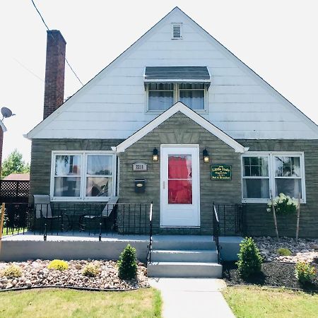 The Little Italy Of Niagara Falls Bed & Breakfast Exterior foto